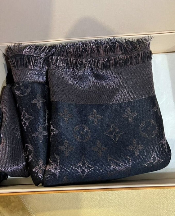 Louis Vuitton Шаль