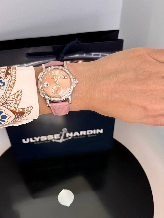 Ulysse nardin Часы