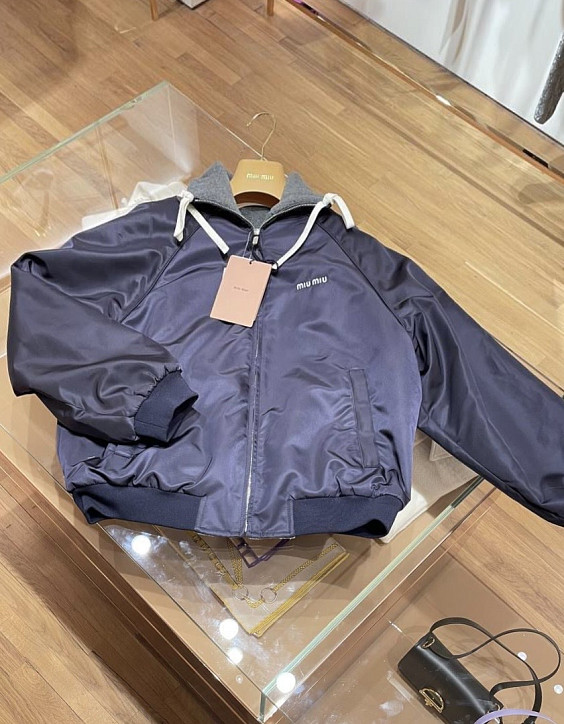 Miu Miu Бомбер