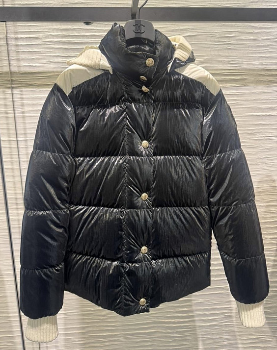 Chanel Пуховик