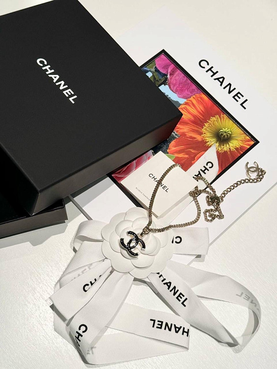 Chanel Колье
