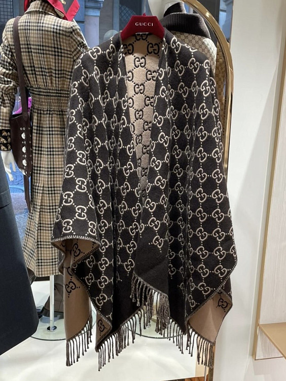 Gucci Пончо