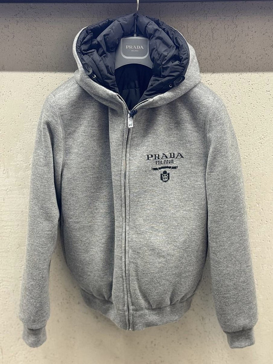 Prada Куртка