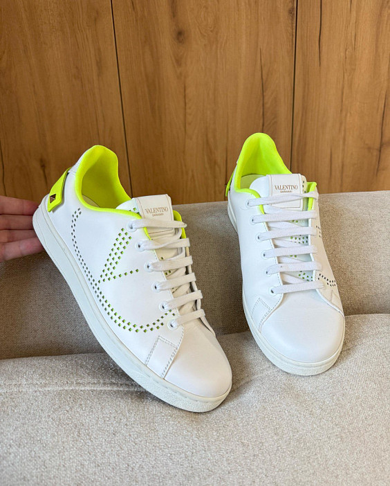 Valentino Кеды