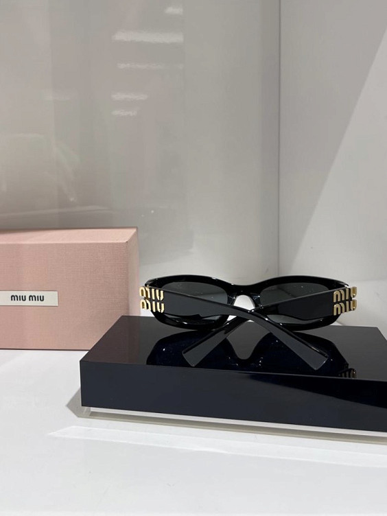 Miu Miu Очки