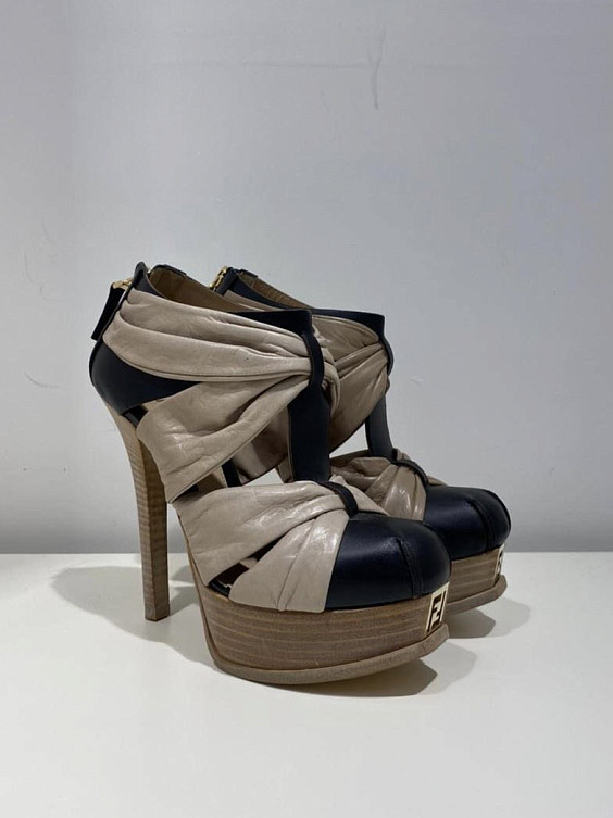 Fendi Туфли