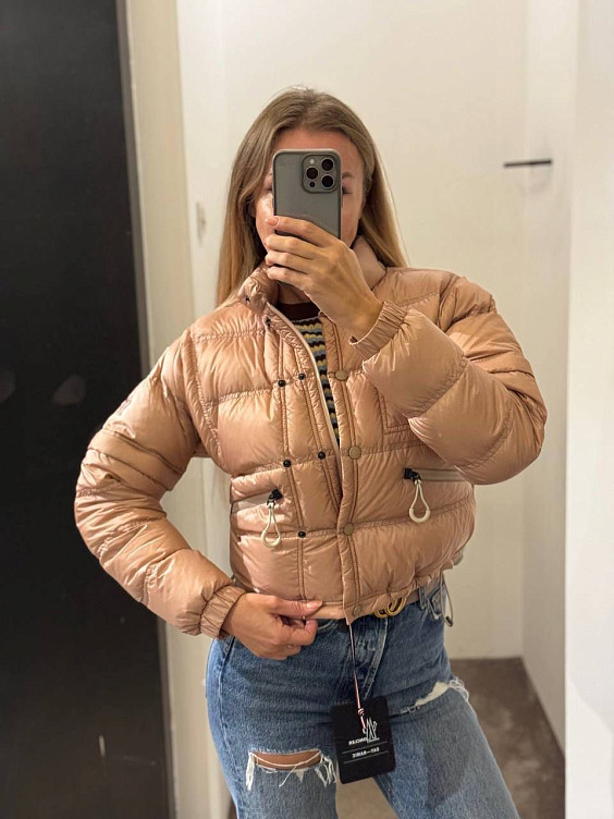 Moncler Пуховик