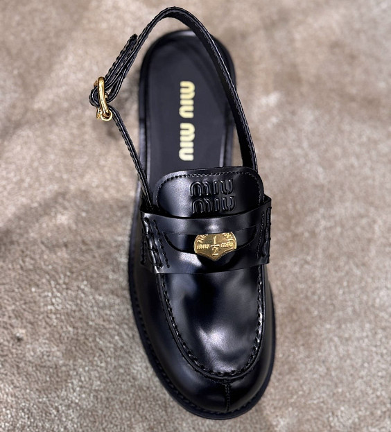 Miu Miu Лоферы