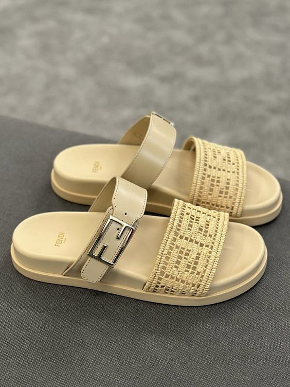 Fendi Сабо