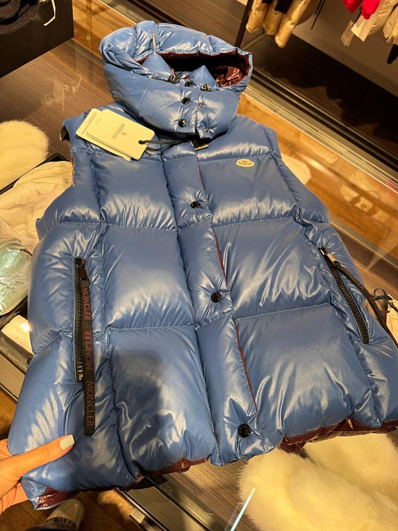 Moncler Жилетка