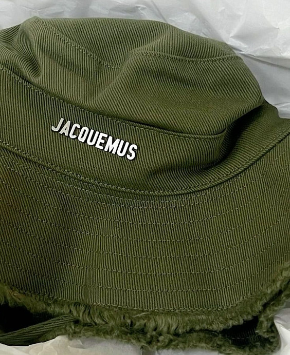 Jacquemus Панама