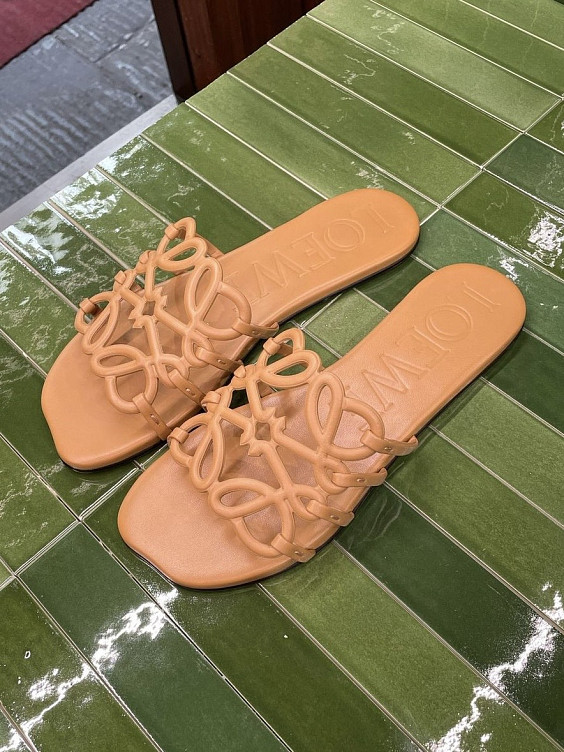 Loewe Шлёпки