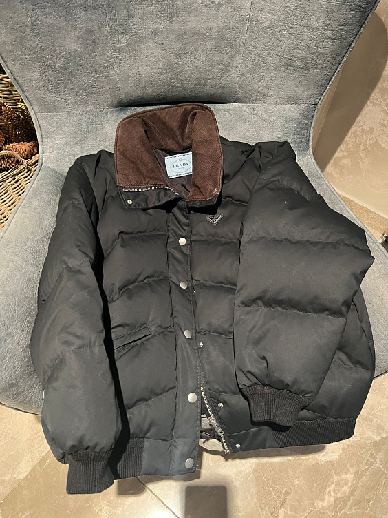 Prada Пуховик