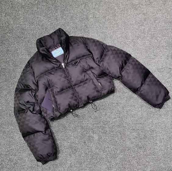 Prada Пуховик