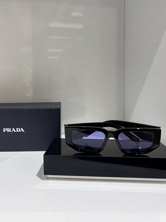 Prada Очки