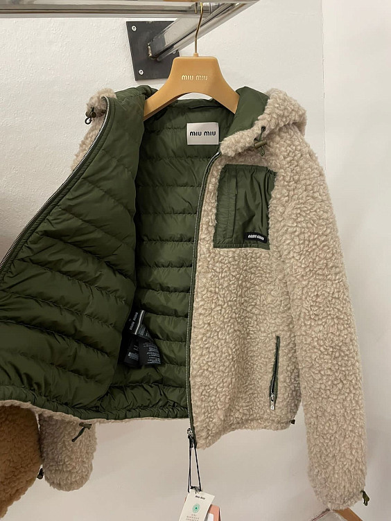 Miu Miu Куртка