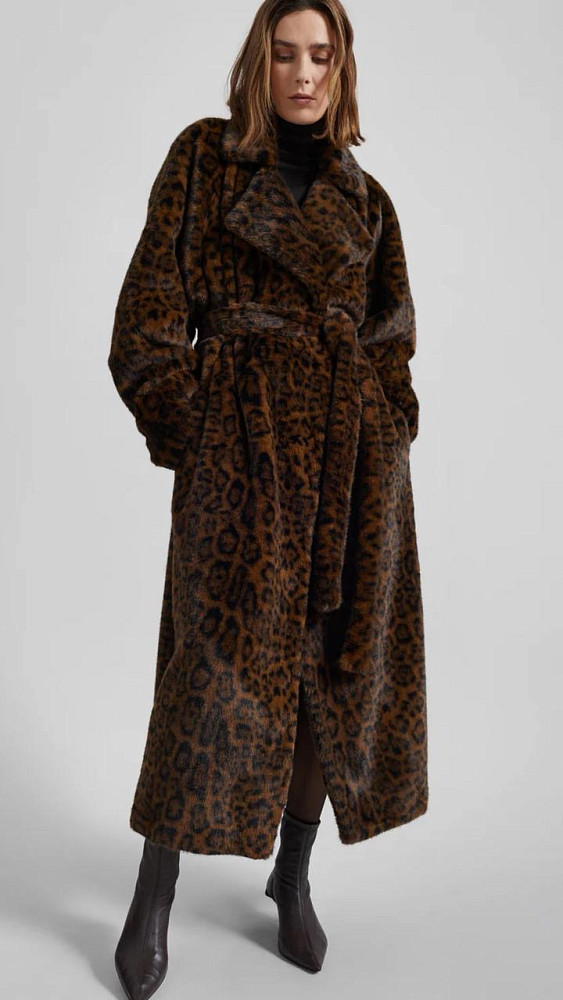 The Frankie Shop Пальто