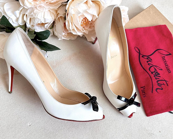 Christian Louboutin Туфли