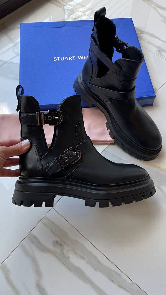 Stuart Weitzman Ботинки