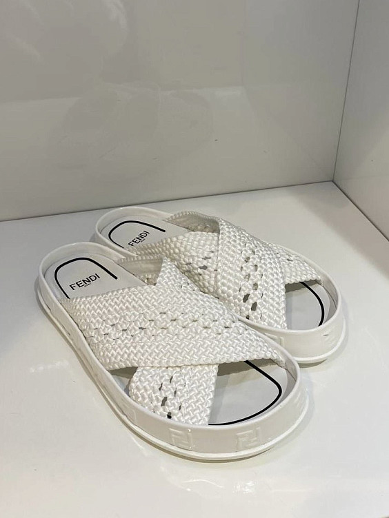 Fendi Шлёпки