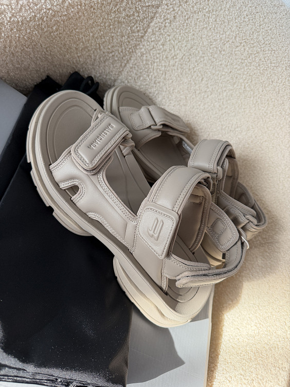 Balenciaga Босоножки