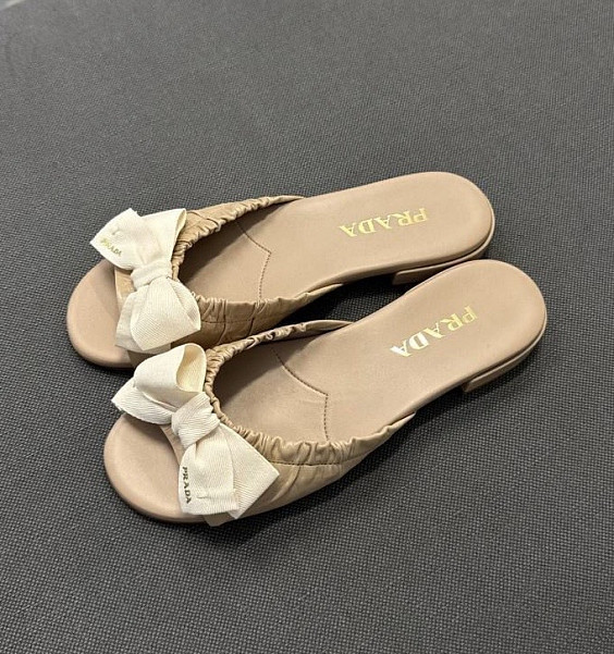 Prada Шлёпки