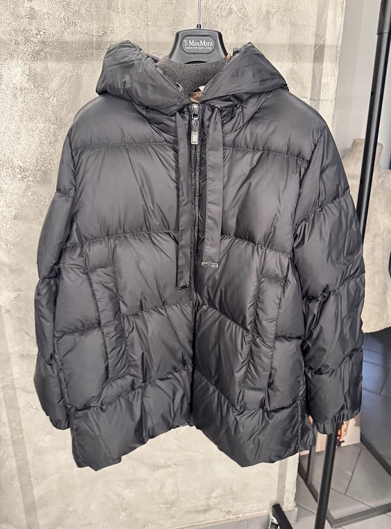 Max Mara Пуховик
