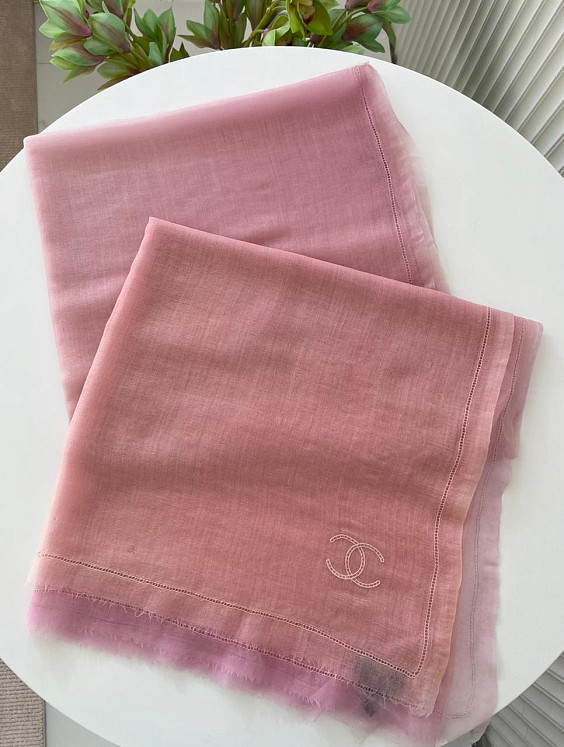 Chanel Шаль