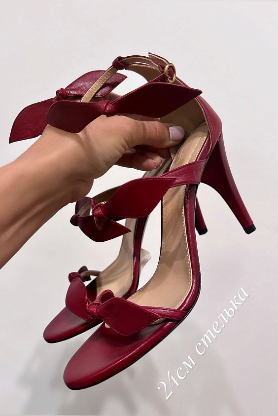CHLOÉ Босоножки