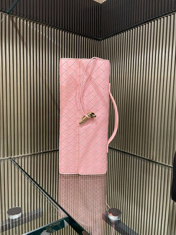 Bottega Veneta Сумка-клатч
