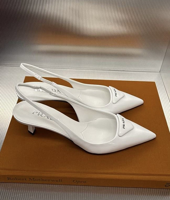Prada Туфли