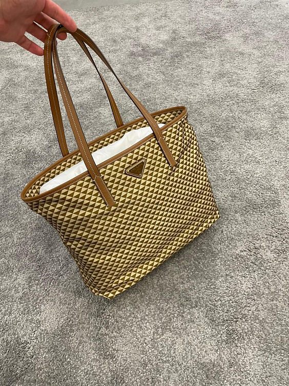 Prada Сумка