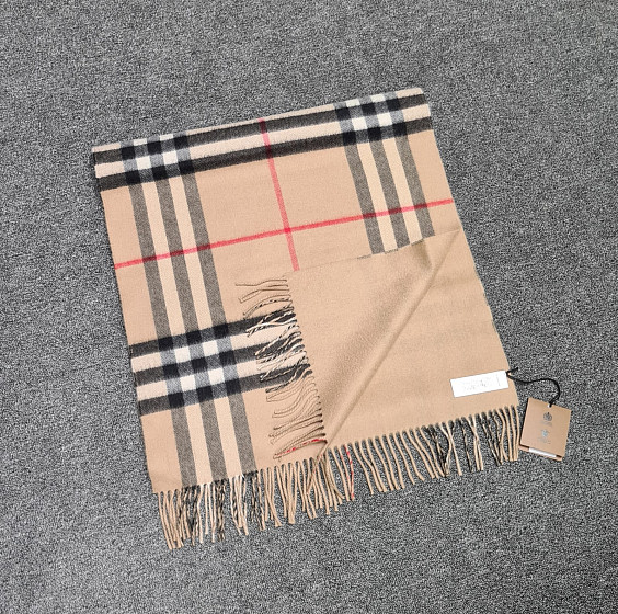 Burberry Шарф