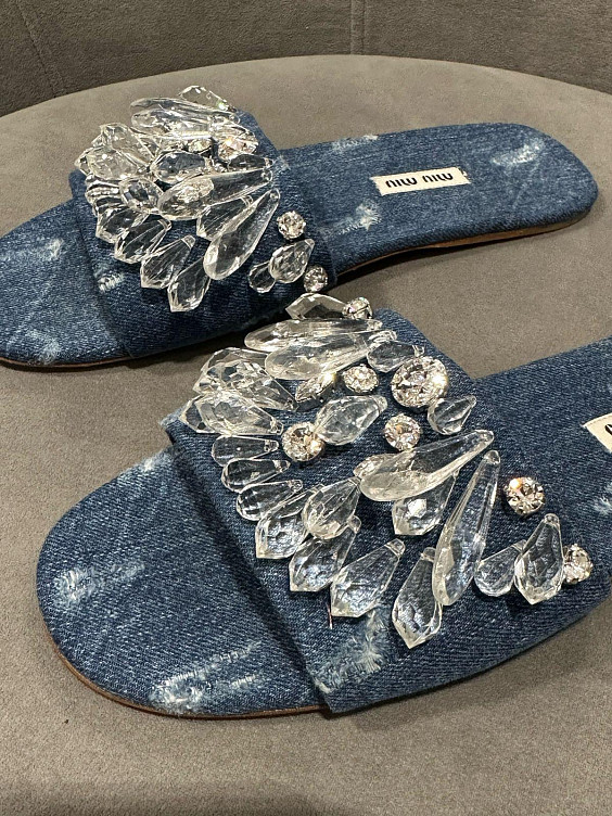 Miu Miu Шлёпки