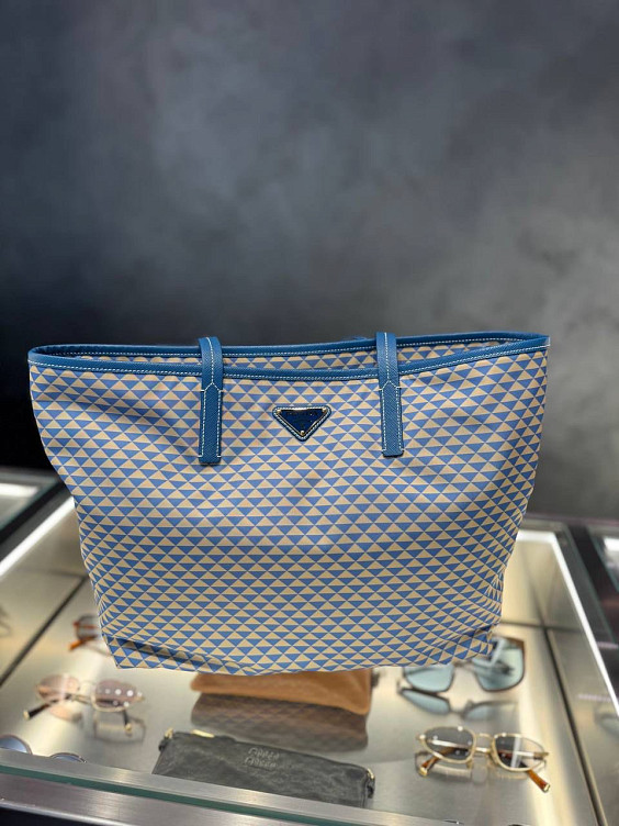 Prada Сумка
