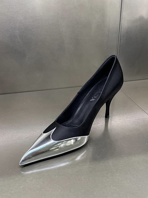Prada Туфли