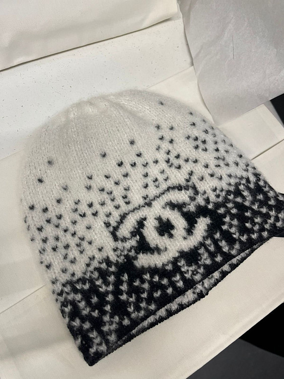 Chanel Шапка и шарф