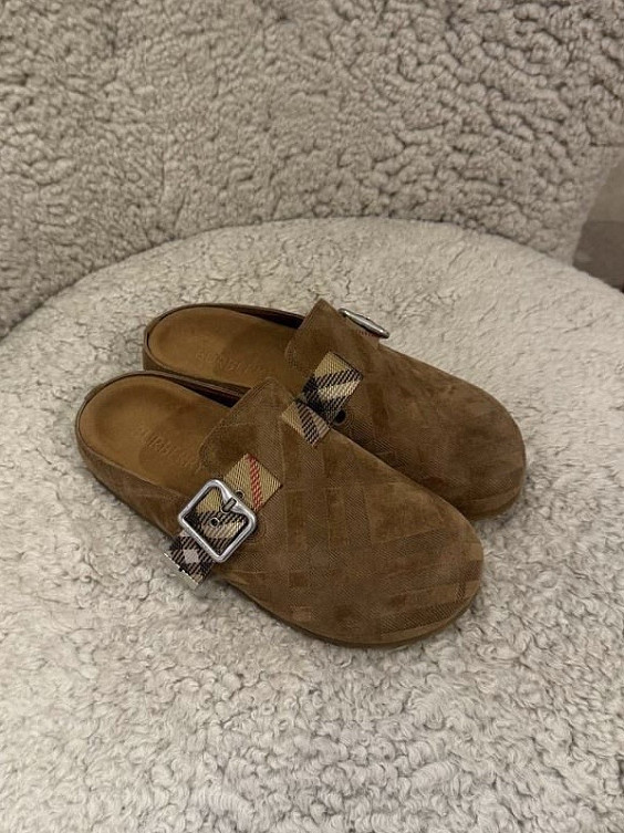 Burberry Сабо