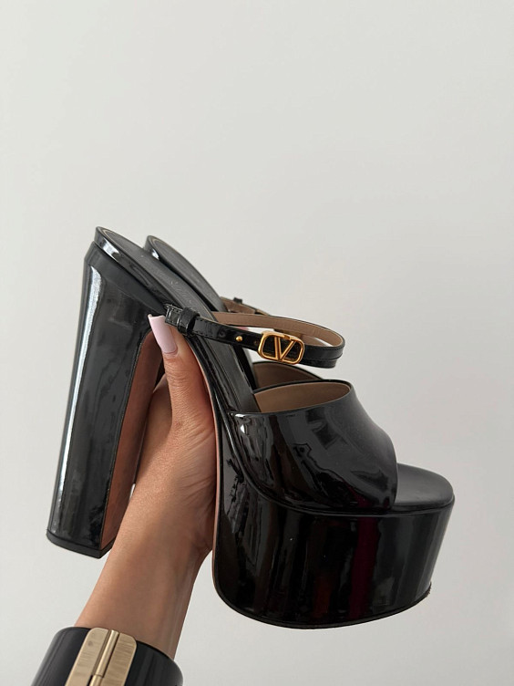 Valentino Босоножки