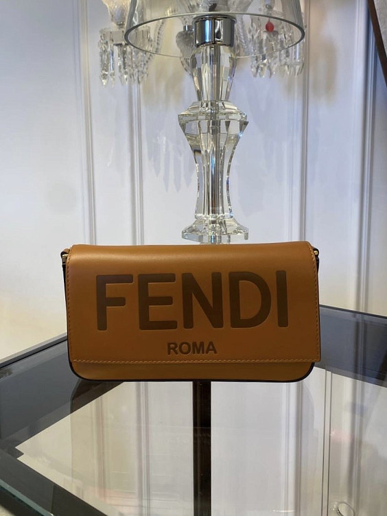 Fendi Клатч