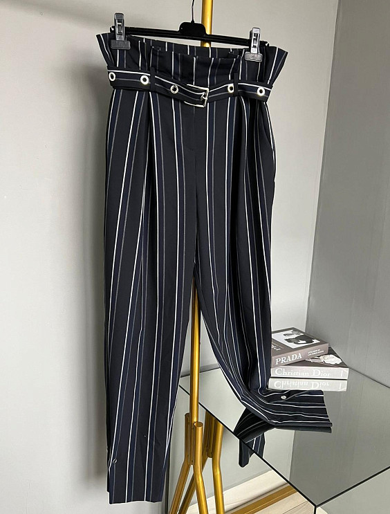 Женские брюки Hugo Boss цвет Черный, размер 42 купить недорого, цена вМоскве
