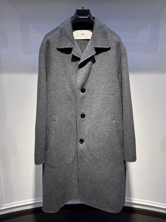 Ami Paris Пальто