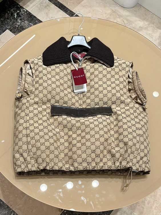 Gucci Жилетка