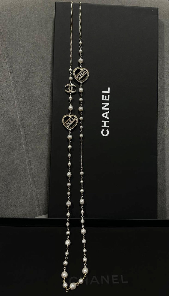 Chanel Бусы
