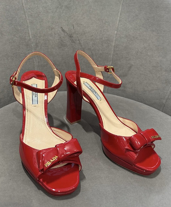 Prada Босоножки