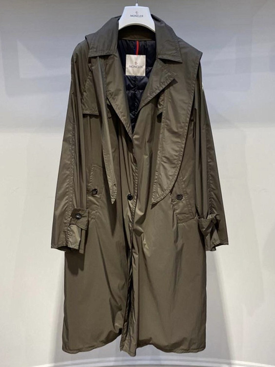 Moncler Плащ