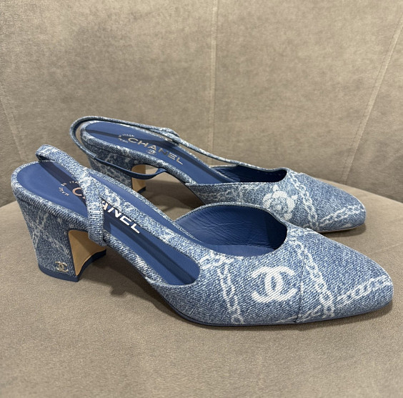 Chanel Туфли-слингбэки