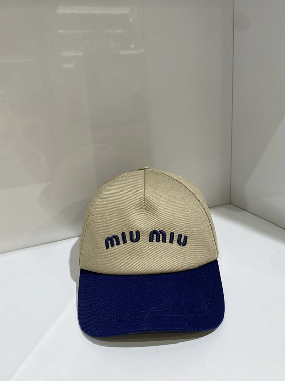 Miu Miu Кепка