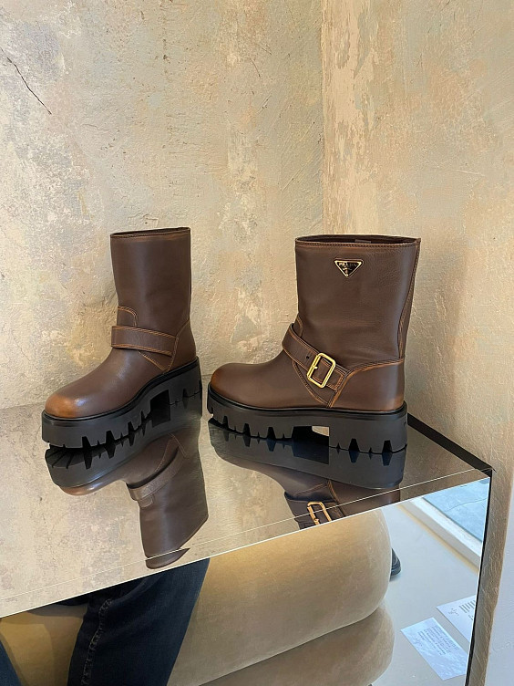 Prada Ботинки