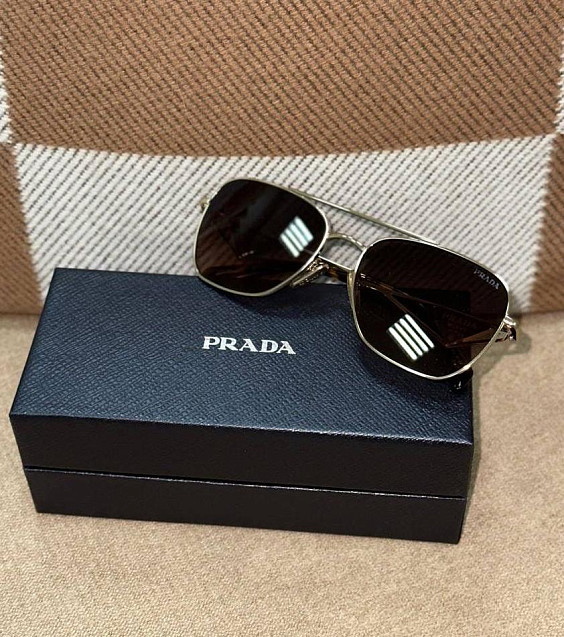 Prada Очки